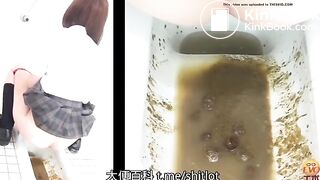 Japanese poop scat - video 8