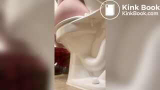 Secy girl pooping a lot on toilet