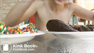 One of my favorite scat girl making more shit cakes