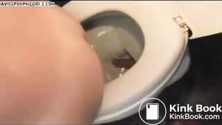 Latina Girl and her big caca