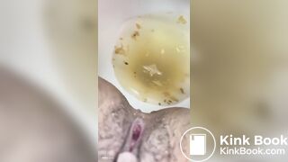 Camgirl Goes To Bathroom In Between Privates *no face*