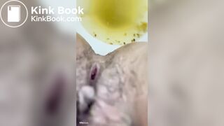 Camgirl Goes To Bathroom In Between Privates *no face*