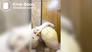 One of my new favorite scat girl shitting compilation