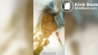 Girl pooping on toilet - video 112