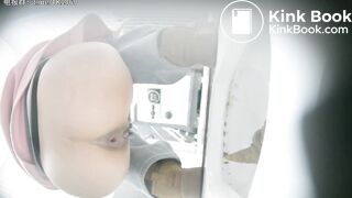 spy camera asian girl pee and shit.video_1406