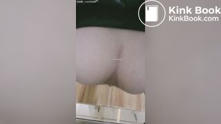 spy camera asian girl pee and shit.video_1402