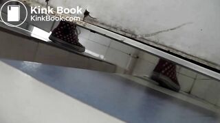 spy camera asian girl pee and shit.video_1331