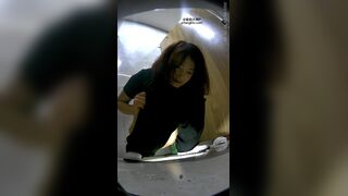 spy camera asian girl pee and shit.video_1326