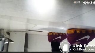 spy camera asian girl pee and shit.video_1379