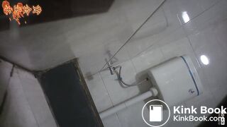 spy camera asian girl pee and shit.video_1377
