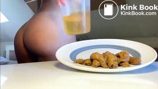 Hot girl making a shit meal - video 7