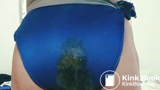 Woman poops panties