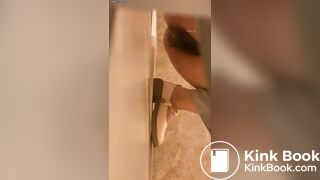 spy camera asian girl pee and shit.video_1393