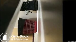 spy camera asian girl pee and shit.video_1357