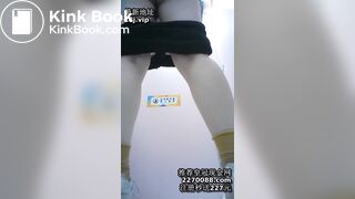 spy camera asian girl pee and shit.video_1346