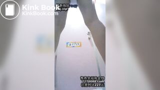 spy camera asian girl pee and shit.video_1346