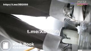 spy camera asian girl pee and shit.video_1322