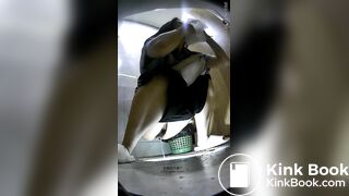 spy camera asian girl pee and shit.video_1328