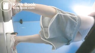 spy camera asian girl pee and shit.video_1277