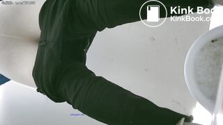 spy camera asian girl pee and shit.video_1382