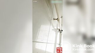 spy camera asian girl pee and shit.video_1376