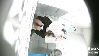 spy camera asian girl pee and shit.video_1247