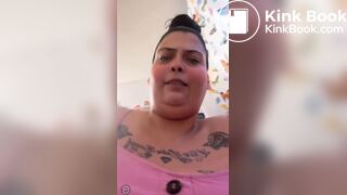 girl pooping on tiktok live