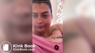 girl pooping on tiktok live