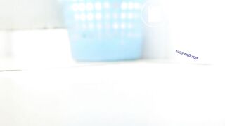 spy camera asian girl pee and shit.video_1262