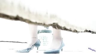 spy camera asian girl pee and shit.video_1262