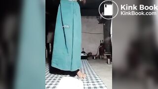 Desi girl poo..