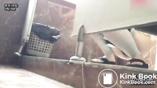 spy camera asian girl pee and shit.video_1343