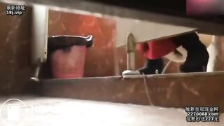 spy camera asian girl pee and shit.video_1343