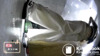 spy camera asian girl pee and shit.video_1338