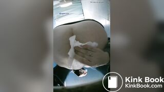 spy camera asian girl pee and shit.video_1380