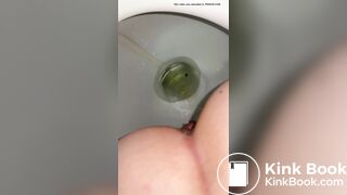 spy camera asian girl pee and shit.video_1312