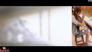 spy camera asian girl pee and shit.video_1375