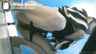 spy camera asian girl pee and shit.video_1233