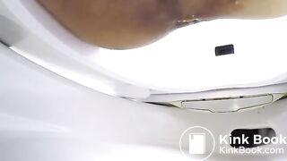 Japanese woman's toilet scene - video 74