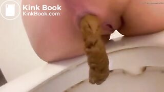Teen poops a big turd