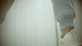 spy camera asian girl pee and shit.video_1270