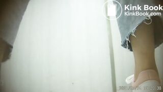spy camera asian girl pee and shit.video_1270