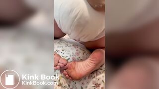FDG makes a mess in her diaper while getting fucked.