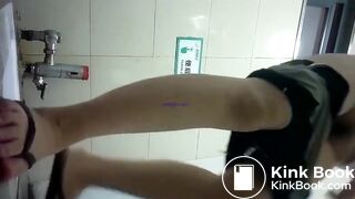 spy camera asian girl pee and shit.video_1255