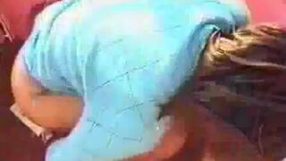 Scat teeth brushing - video 2