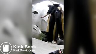 spy camera asian girl pee and shit.video_1251