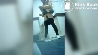 spy camera asian girl pee and shit.video_1310