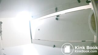 spy camera asian girl pee and shit.video_1290
