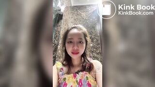 Girl record herself pooping