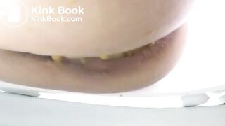 Japanese woman's toilet scene - video 73